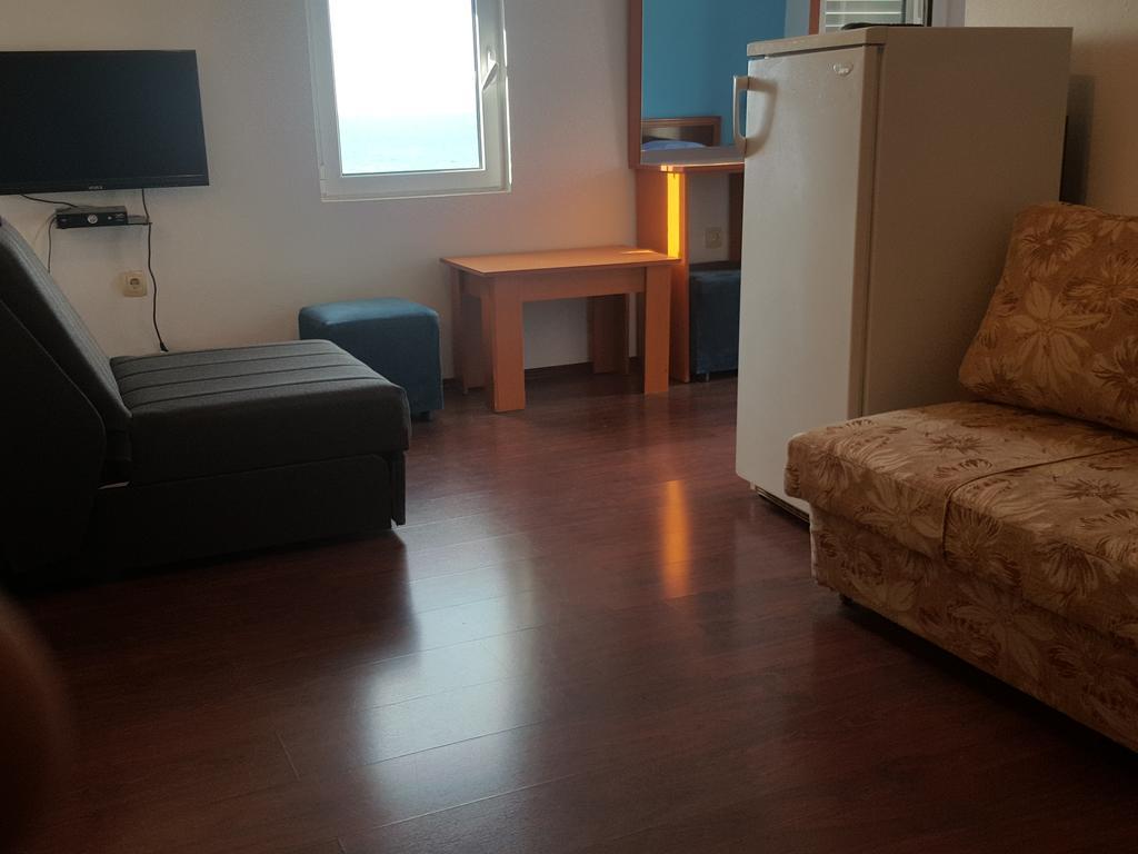 Buljarica Bay Apartments Petrovac Exterior photo