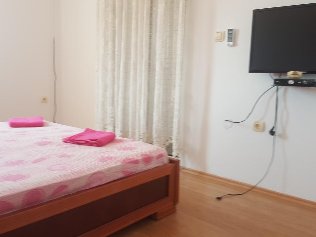 Buljarica Bay Apartments Petrovac Exterior photo